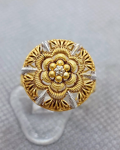 Beautiful traditional ring 1186